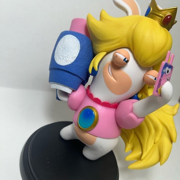 Mario + Rabbids Kingdom Battle - Rabbid Peach Figure 📱🤪 - Picture 3 of 11